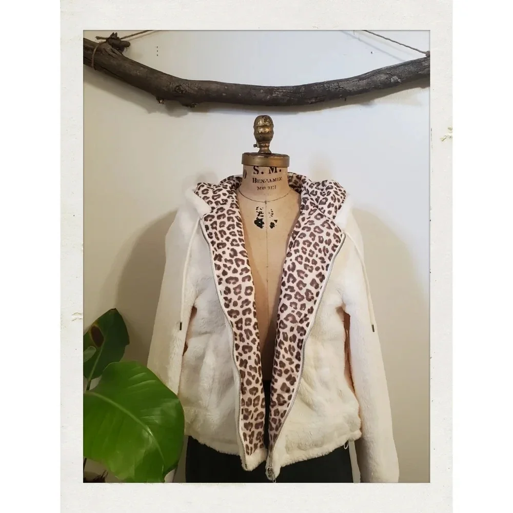 Cheetah lined Furry Soft Bomber Hooded Sweater Cropped Oversized Jacket